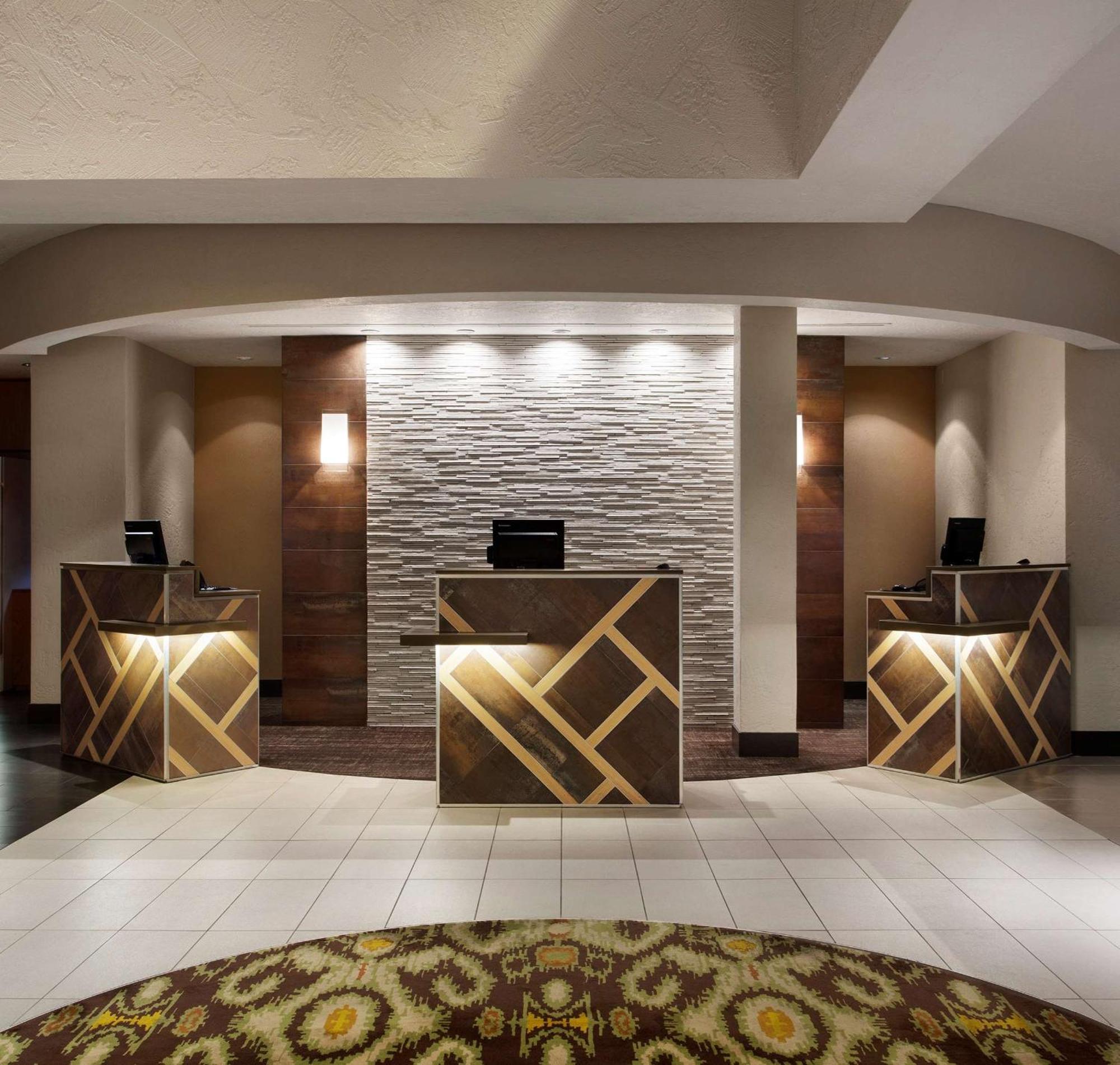 Embassy Suites By Hilton Phoenix Tempe Exterior foto